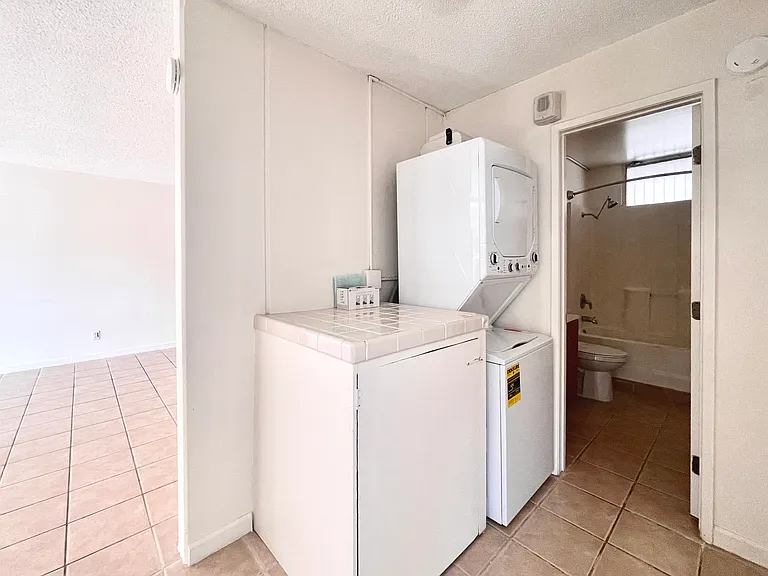 Waikalani Pl — Photo 8