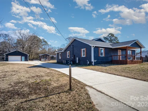 110 Hubbard St, Belmont, NC 28012