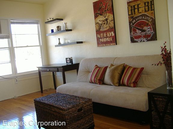 3rd image of 2821 SW 1st Ave APT 10