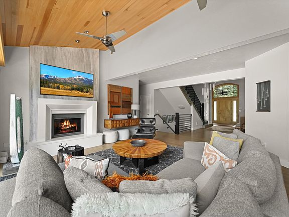 3rd image of 4181LL S Ivy Ln