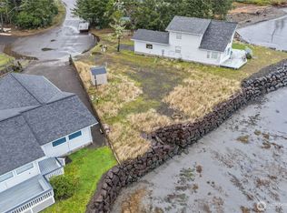 742 Penninsula Court SE, Ocean Shores, WA