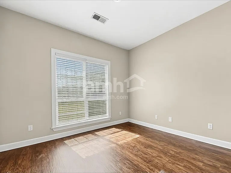 4528 Brighton Cir — Photo 13