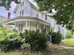 203 W Locust St, Canton, IL 61520