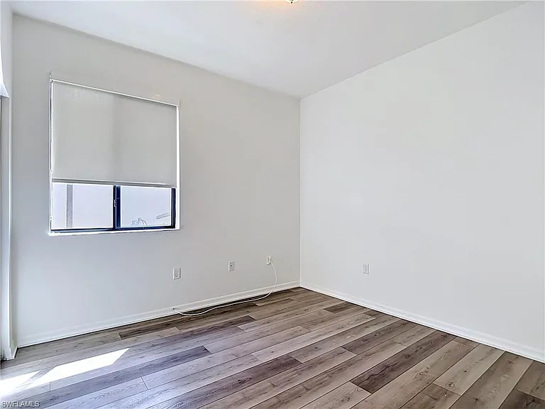 5045 Arancia Ln — Photo 6