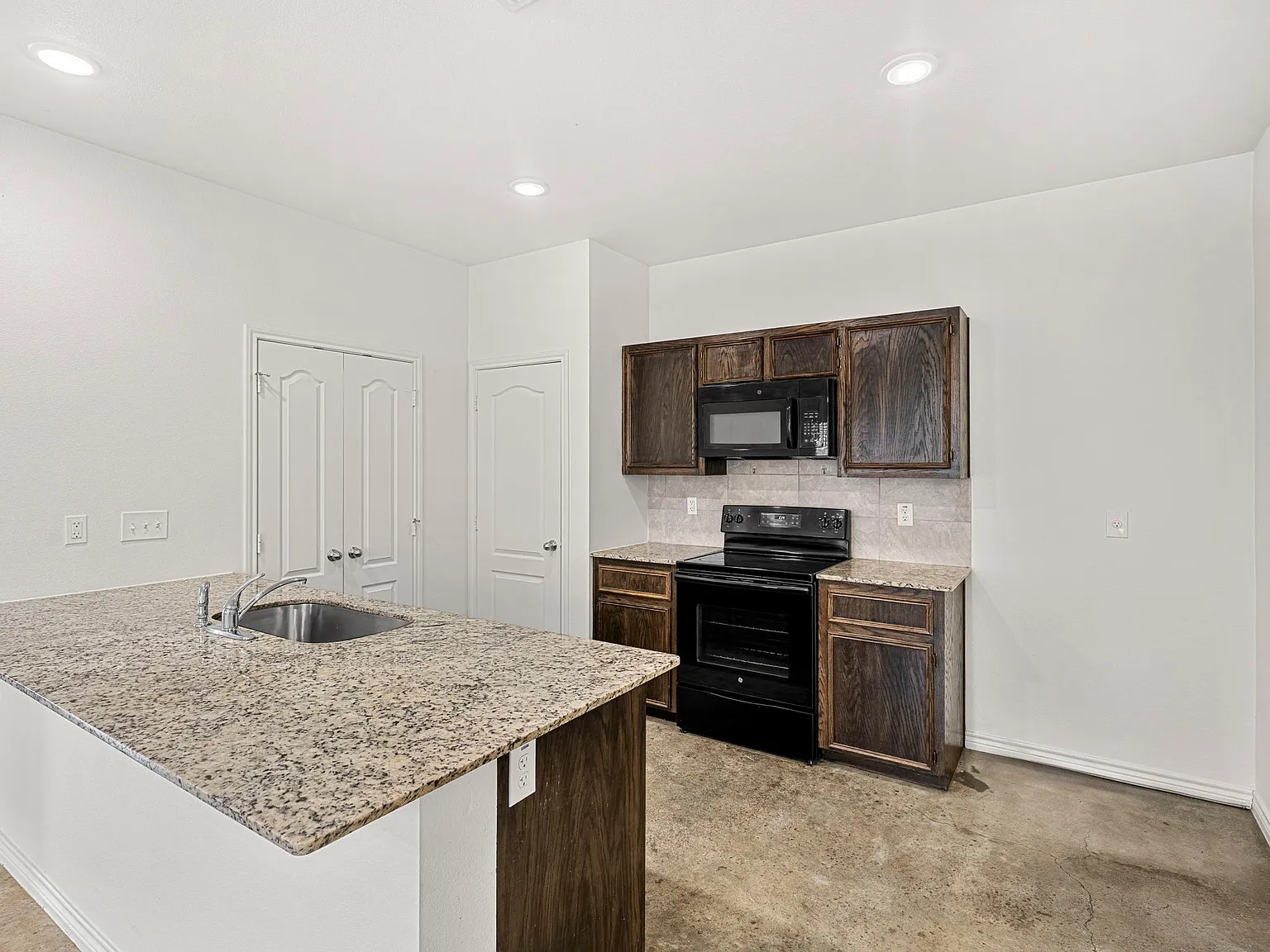 6011 Amelia Earhart Blvd, Killeen, TX 76543 - B — Photo 4