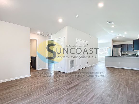5th image of 2054 Hilton St
