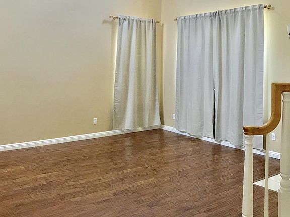 2nd image of 709 Ashton Oaks Way