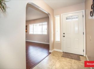 14272 Jicarilla Rd, Apple Valley, CA 92307