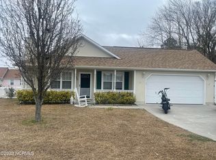 405 Sumrell Way, Hubert, NC 28539