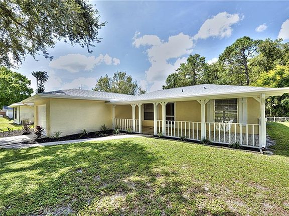 3rd image of 15742 Treasure Island Ln