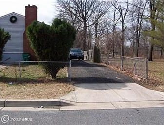 2nd image of 5301 Quintana St