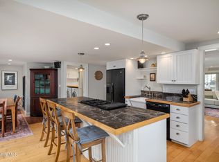 41 Hancock Rd, Williamstown, MA 01267