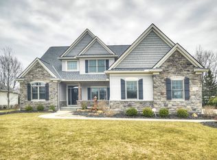29269 Graystone Dr, Westlake, OH 44145