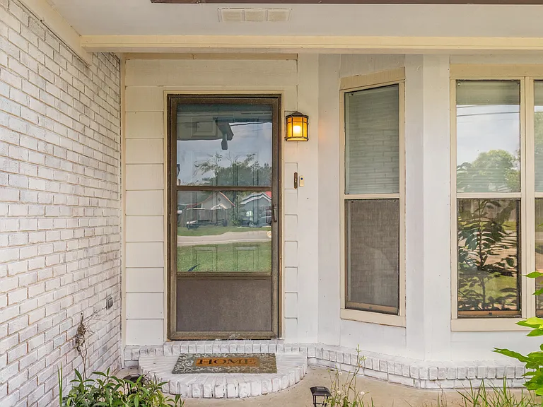 3024 Laurie Ave — Photo 6