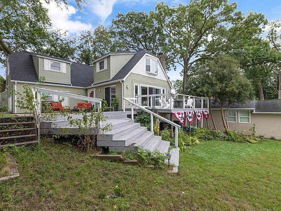 3rd image of 1614 Metsa Ct
