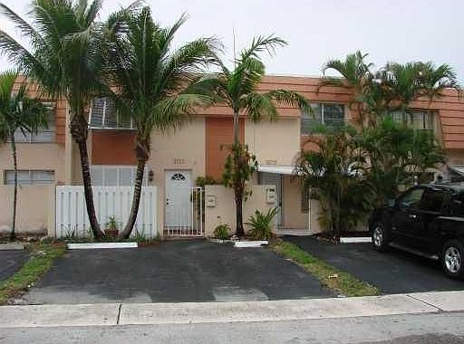 2nd image of 3705 SW 59th Ave