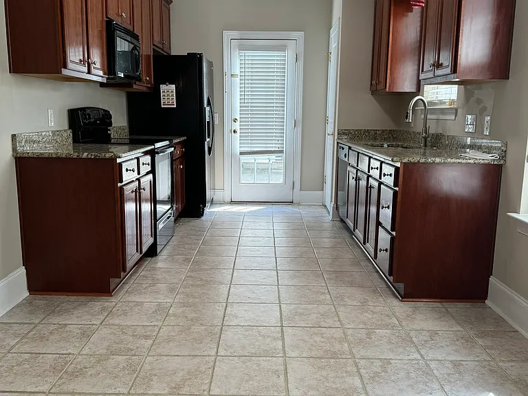 5117 Alysheba Dr — Photo 8