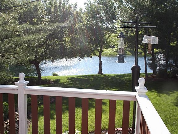 5th image of 903 Bellaire Dr