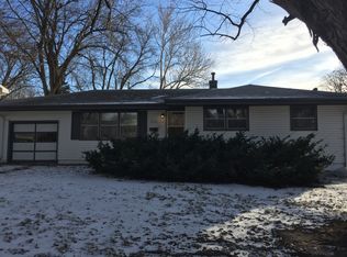 1630 Post Dr, Omaha, NE 68114