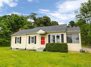 5291 Pouncey Tract Rd, Glen Allen, VA 23059