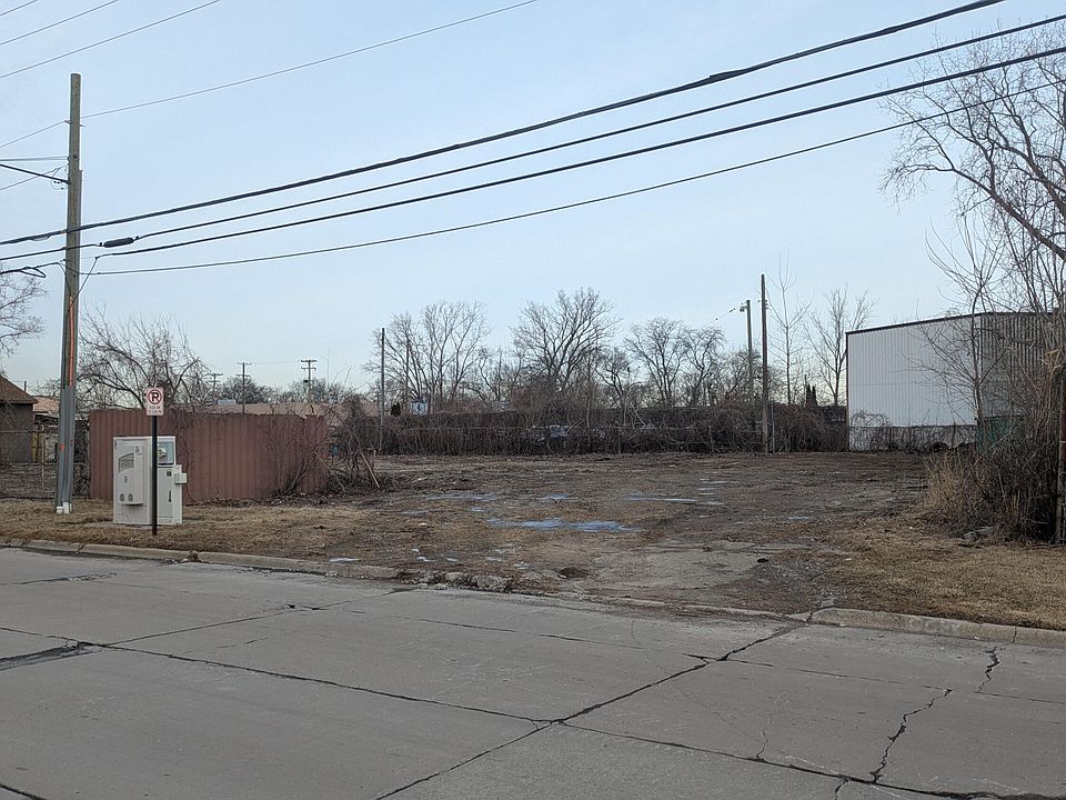 1st image of 1120 Grove St