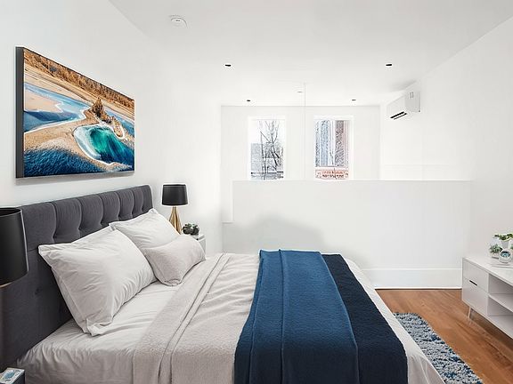 5th image of 299 Chauncey St Suite 1