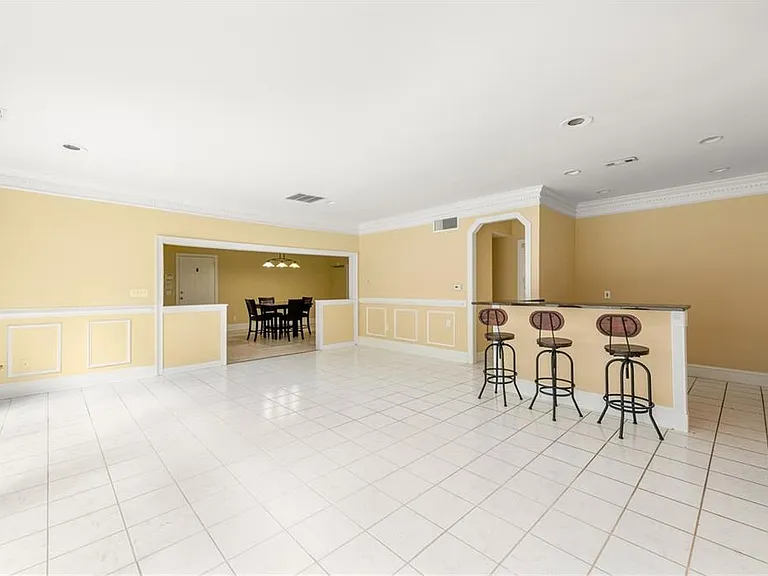 680 W Paces Ferry Rd NW — Photo 17