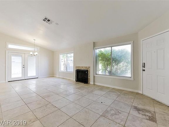 3rd image of 5777 Akron Ct