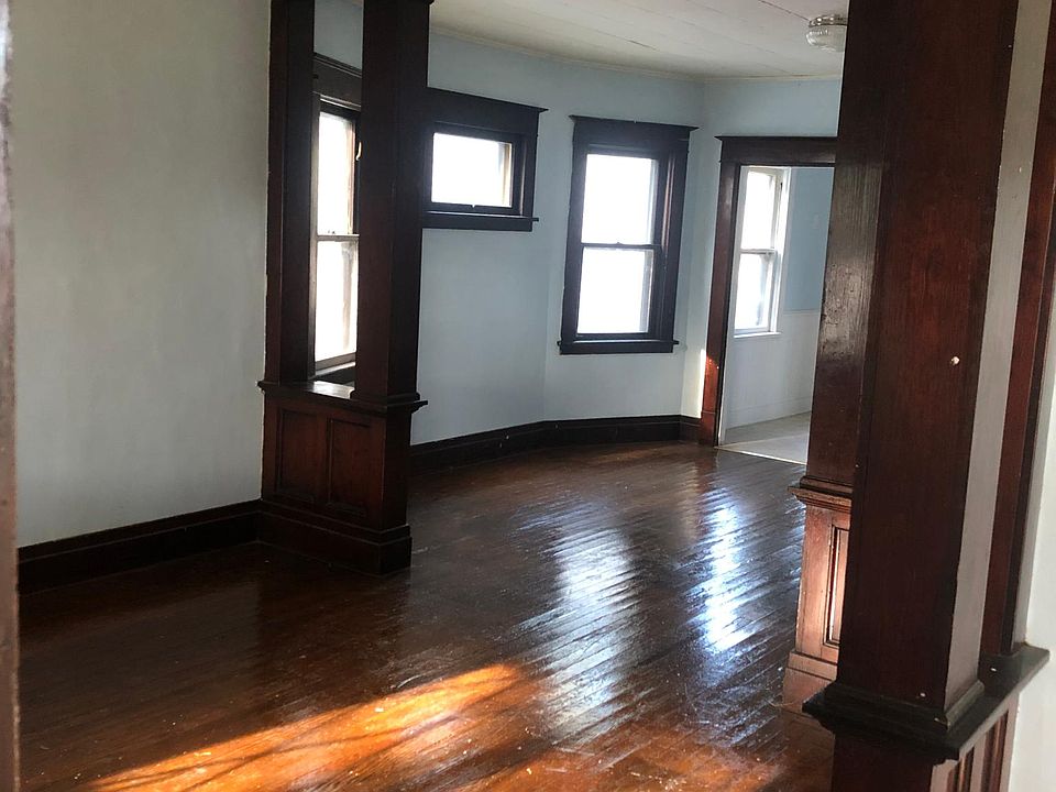 1st image of 178 Zenner St