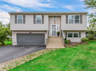 5415 Louella Ave, McHenry, IL 60050