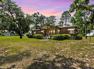 1303 1st Ave NE, Steinhatchee, FL 32359