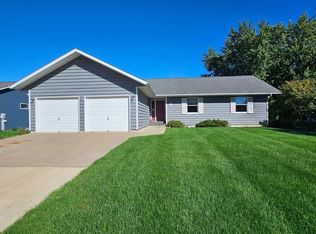30 Tews Ave, Lewiston, MN 55952