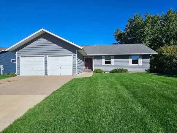 30 Tews Ave, Lewiston, MN 55952