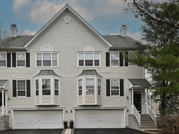 111 Warbler Dr, Wayne Twp., NJ 07470