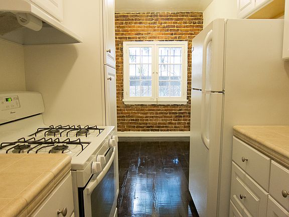5th image of 408 S Cochran Ave APT 102