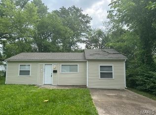 10140 Earl Dr, Saint Louis, MO