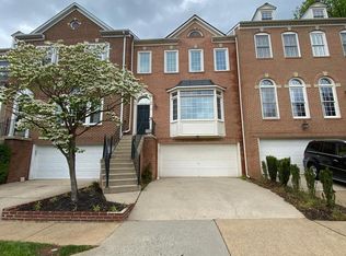 8542 Westown Way, Vienna, VA 22182