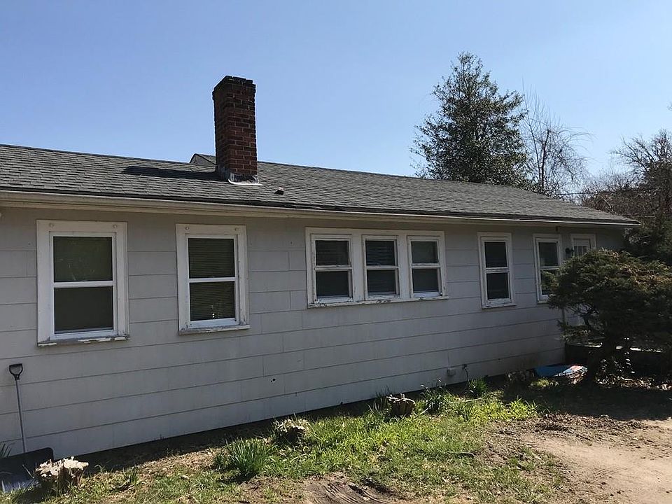 2nd image of 108 Mitchells Way