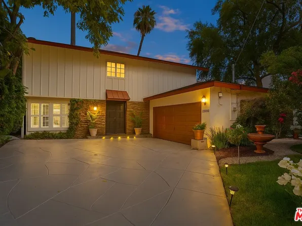 22620 Cavalier St, Woodland Hills, CA 91364