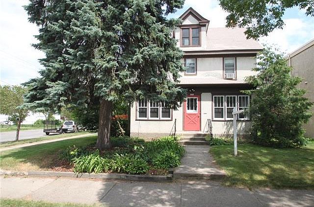 1st image of 3401 Harriet Ave