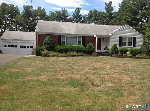 23 Marlen Dr Photo 1 23 Marlen Dr Photo 1