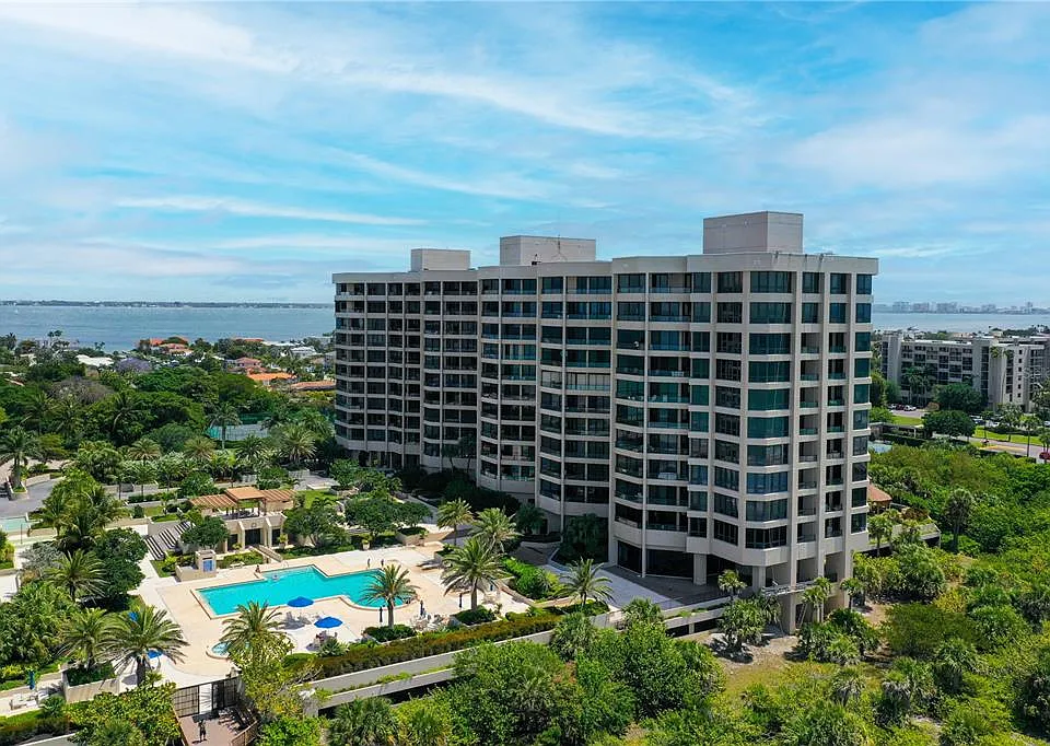 1211 Gulf Of Mexico Dr #302