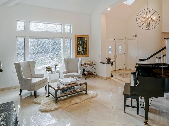 3rd image of 24055 Regents Park Cir