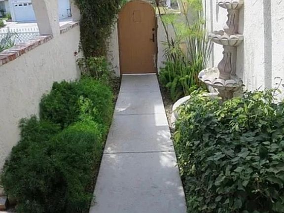 3rd image of 28966 Lotusgarden Dr