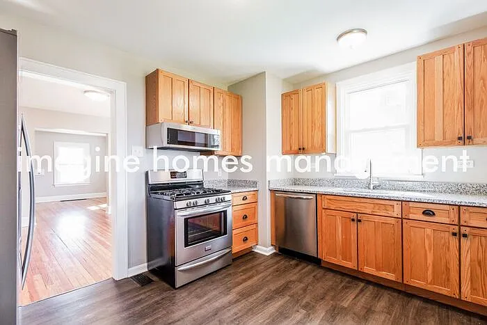 4270 Redmont Ave — Photo 6