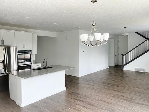 4th image of 3589 W Alta Loma Ln