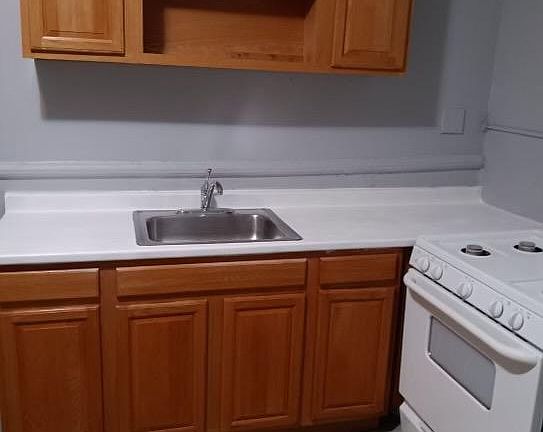 2nd image of 412-414 Dodd St #3R