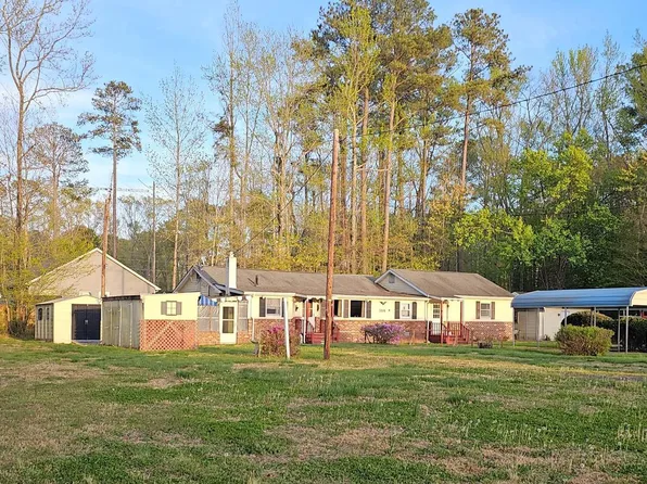 314 Lake Dr, Colonial Beach, VA 22443