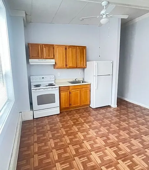 1900 Pine St #2R — Photo 9