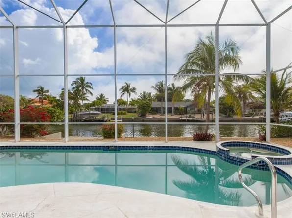 998 Beach Rd, Sanibel, FL 33957